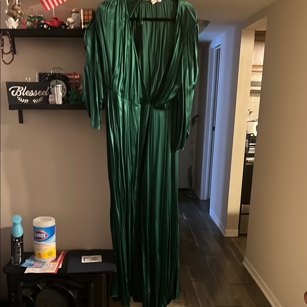 Elegant Green Maxi Dress